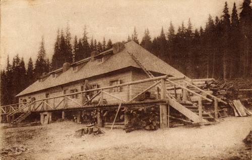 Casa Peștera, 1923